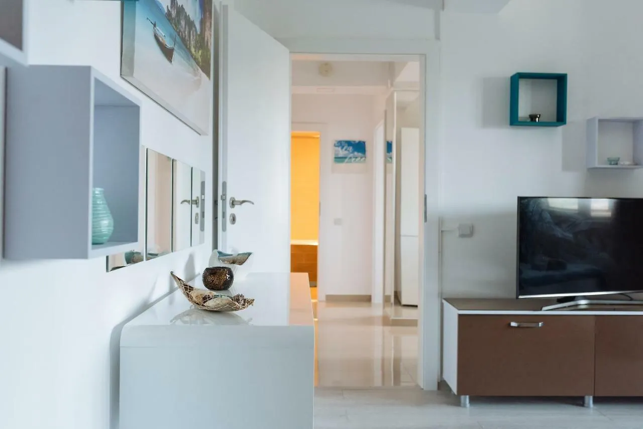 Tres Chic Double Sized Apartment Bucarest