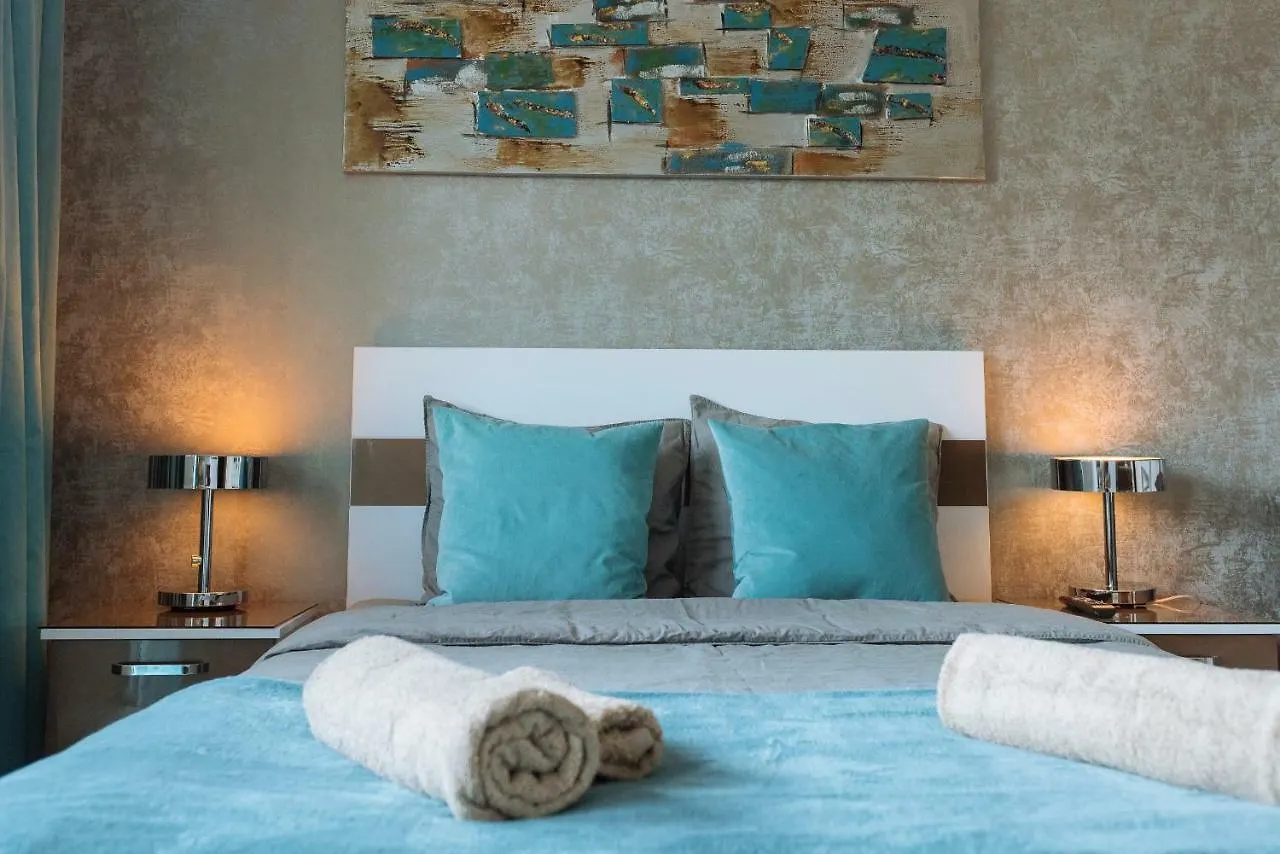 Tres Chic Double Sized Apartment Bucarest