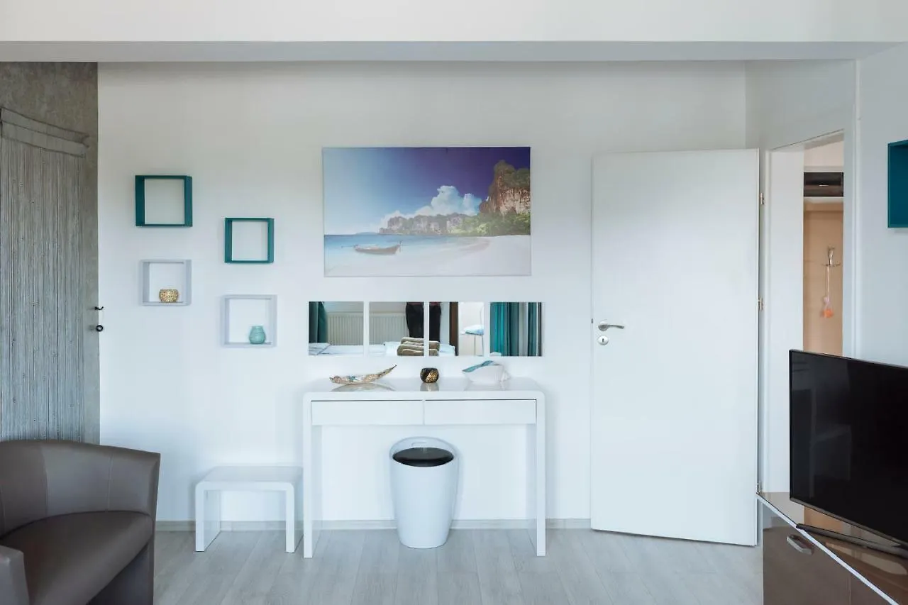 Tres Chic Double Sized Apartment Bükreş