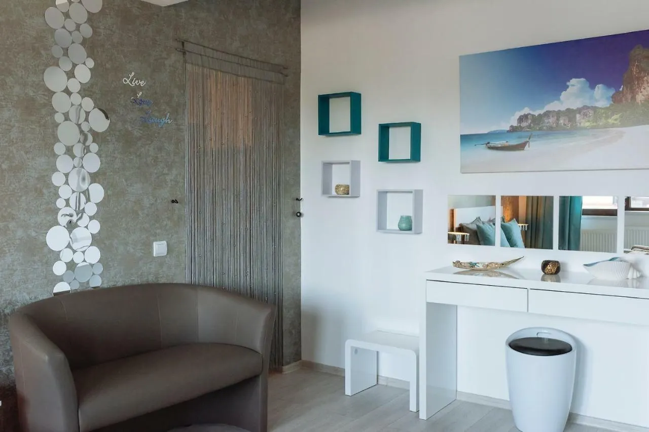 Tres Chic Double Sized Apartment Bucarest 0*,