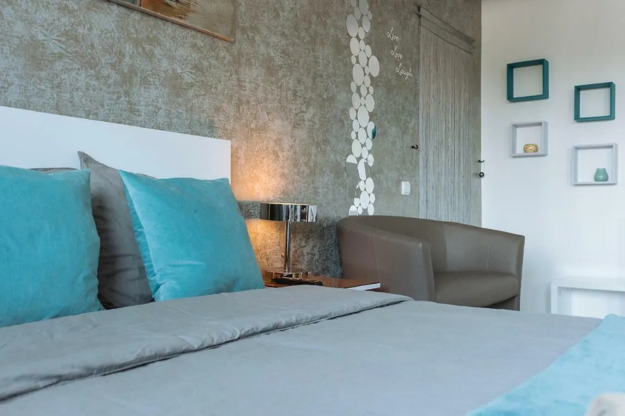 Tres Chic Double Sized Apartment Bucarest
